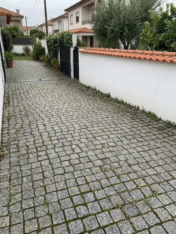Calçada de moradia, antes
